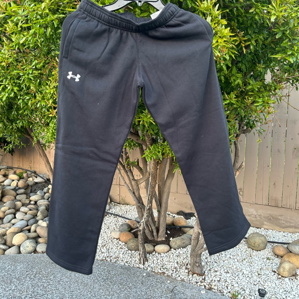 Under armor boys loose coupe la he hustle fleece pant casual brand new with tag